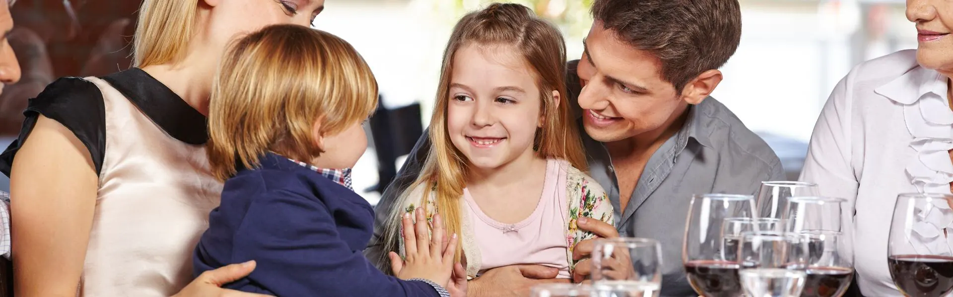Childrens in Restaurant
